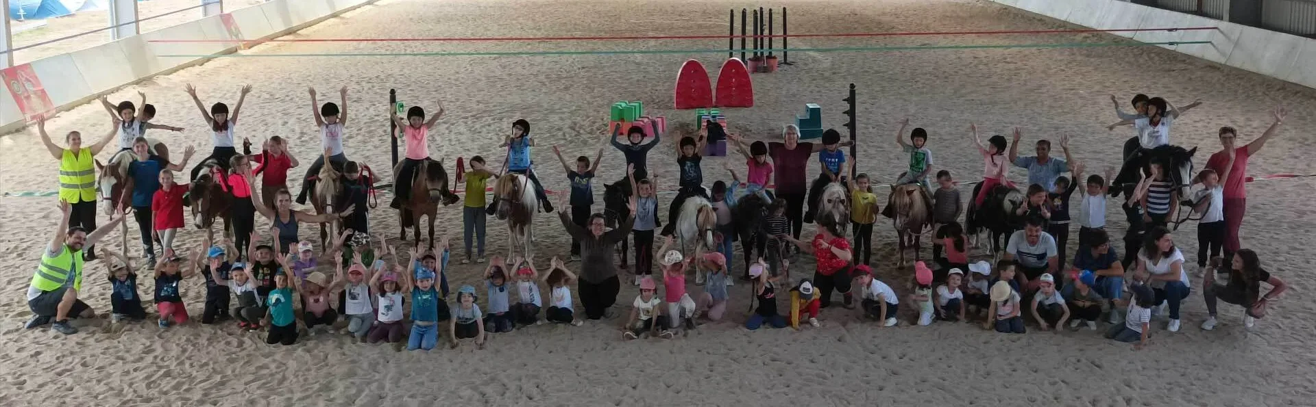 groupe d'enfants des écuries de la Boissière