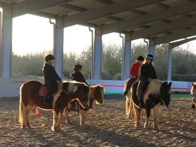 cours d'équitation enfants centre équestre Vendée